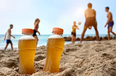 Clean-tasting, high-protein iced tea for movers and shakers